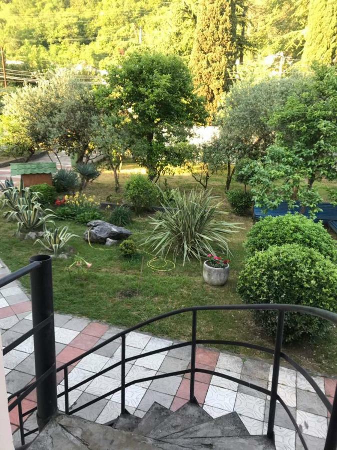 Guest House Dali กากรา ภายนอก รูปภาพ